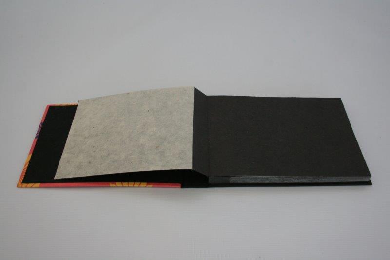 Three Flower Range Photo album - Image 2