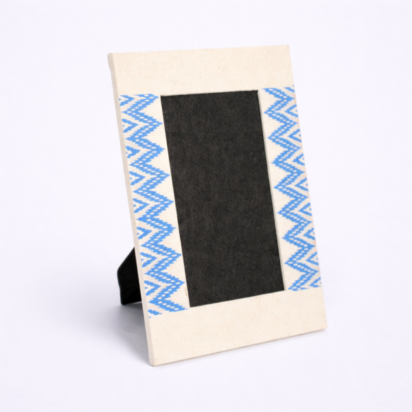 handmade, lokta paper, eco friendly, sustainable, Dhaka Boarder Printed Photo Frame